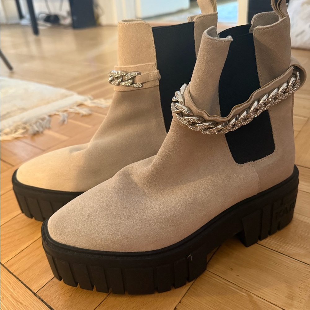 Karl Lagerfeld suede boots